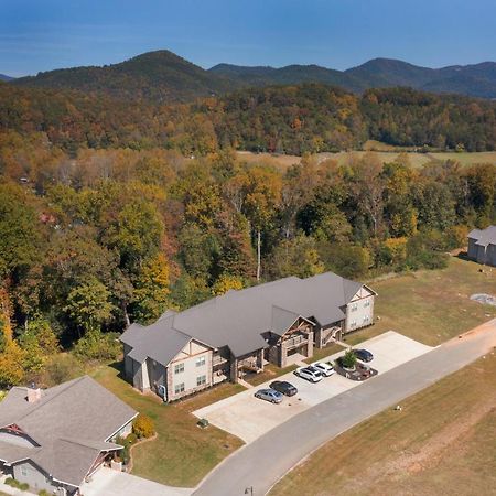 Modern Cades Cove Condo W Community Pool Townsend Exterior foto