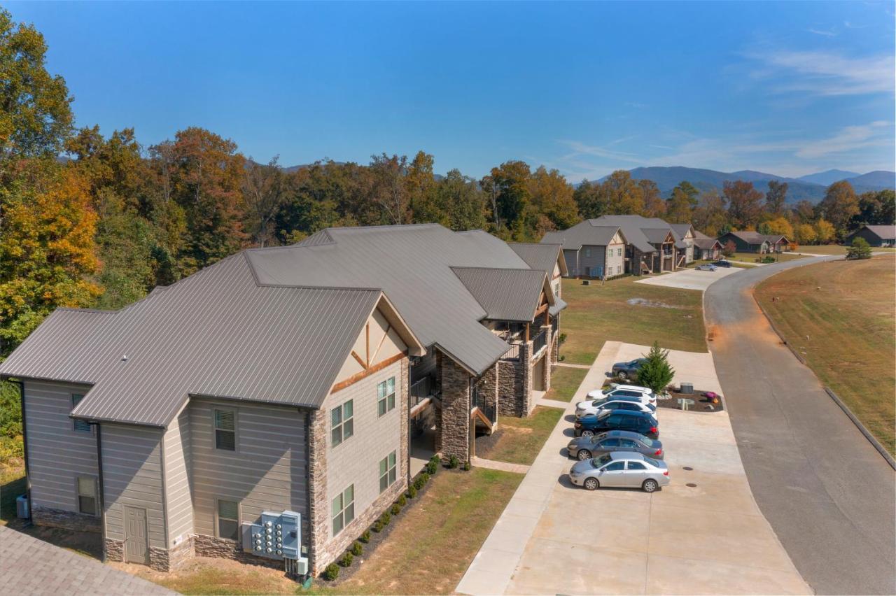 Modern Cades Cove Condo W Community Pool Townsend Exterior foto